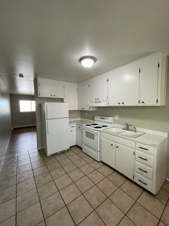 1936 W Uintah St in Colorado Springs, CO - Building Photo