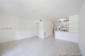 10820 SW 88th St, Unit S3 in Miami, FL - Foto de edificio - Building Photo
