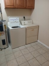 510 S Poplar St in Carbondale, IL - Building Photo - Building Photo