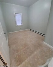 231 Rhode Island Ave in East Orange, NJ - Building Photo - Building Photo