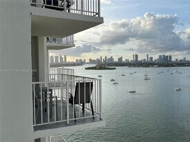1228 West Ave in Miami Beach, FL - Building Photo