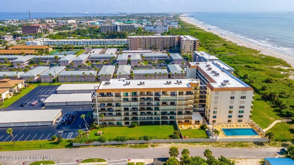 3060 N Atlantic Ave, Unit 111 in Cocoa Beach, FL - Building Photo