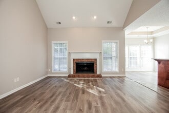 64 Paxton Pl in Newnan, GA - Building Photo - Building Photo