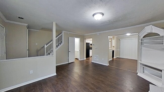 717 Redland Dr in Jonesboro, GA - Building Photo - Building Photo