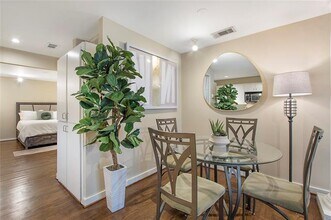 4241 Buena Vista St in Dallas, TX - Building Photo - Building Photo