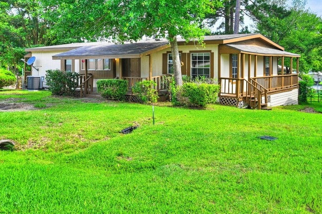 property at 13904 Anchor Ct