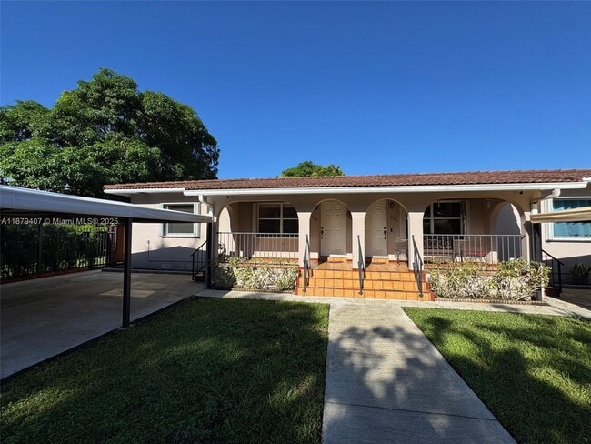property at 630 SW 33rd Ave