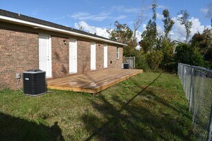 4006 E 11th St in Panama City, FL - Building Photo