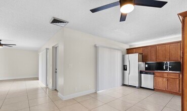 1420 Augusta Cir in Delray Beach, FL - Building Photo - Building Photo