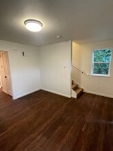 420 SE Oar Ave in Lincoln City, OR - Building Photo - Building Photo