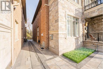 337 Centennial Rd in Toronto, ON - Building Photo - Building Photo