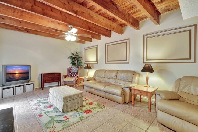 1558 Shaker Cir in Wellington, FL - Building Photo - Building Photo