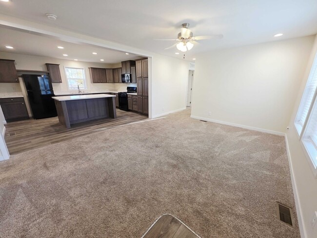 3678 Hawthorne St in Village of Clarkston, MI - Building Photo - Building Photo