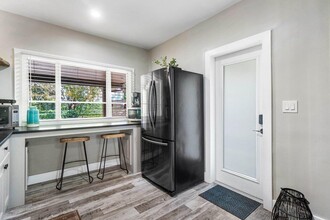 706 Sunset Rd in West Palm Beach, FL - Building Photo - Building Photo