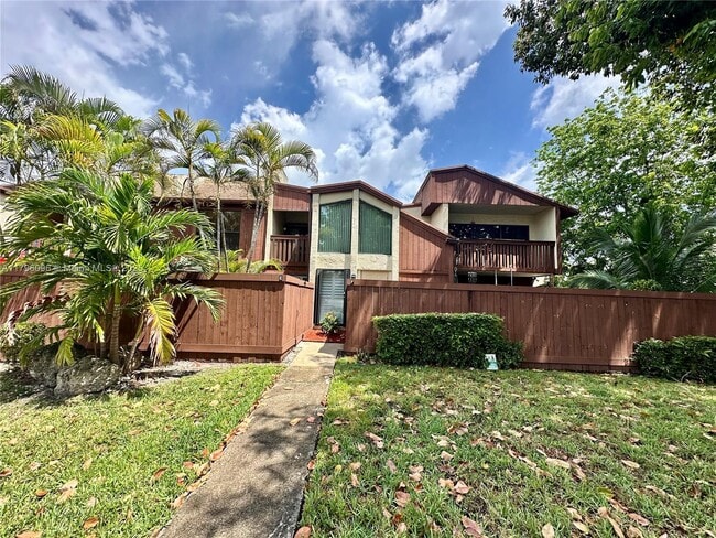 7034 SW 114th Pl, Unit F51 in Miami, FL - Building Photo - Building Photo