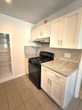 26 Main St, Unit Unit 3 in Blackstone, MA - Building Photo - Building Photo