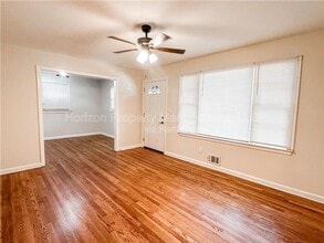 6057 Dodgen Rd SW in Mableton, GA - Building Photo - Building Photo