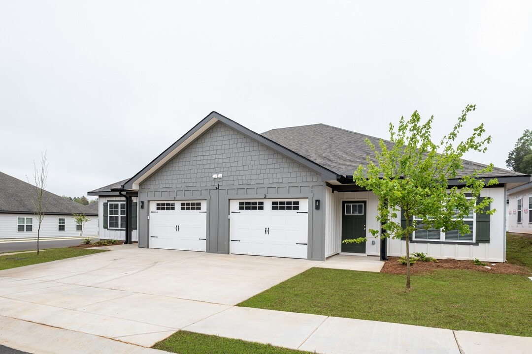The Grove at Perry in Perry, GA - Building Photo