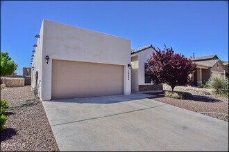 14664 Sunny Land Ave in El Paso, TX - Building Photo - Building Photo