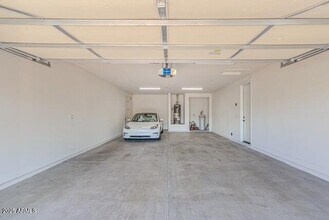 9260 E Desert Village Dr in Scottsdale, AZ - Building Photo - Building Photo