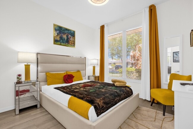 property at 2908 Sunset Lakes Blvd