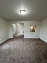 417 Walnut St in Rockford, IL - Foto de edificio - Building Photo