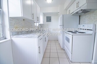 1505 SW 2nd St in Fort Lauderdale, FL - Building Photo - Building Photo