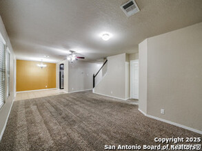 2306 S Rim in San Antonio, TX - Building Photo - Building Photo