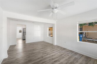 1159 Engman St in Clearwater, FL - Building Photo - Building Photo