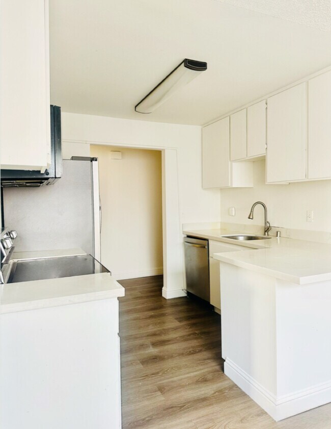 property at 5030 Valley Crest Dr