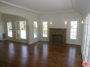 803 S Detroit St in Los Angeles, CA - Building Photo - Building Photo