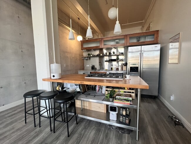 163 W 200 S in Salt Lake City, UT - Building Photo - Building Photo