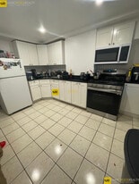 848 Huntington Ave, Unit 3 in Boston, MA - Building Photo