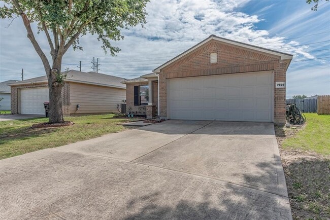 7906 Yaupon View Dr in Cypress, TX - Building Photo - Building Photo