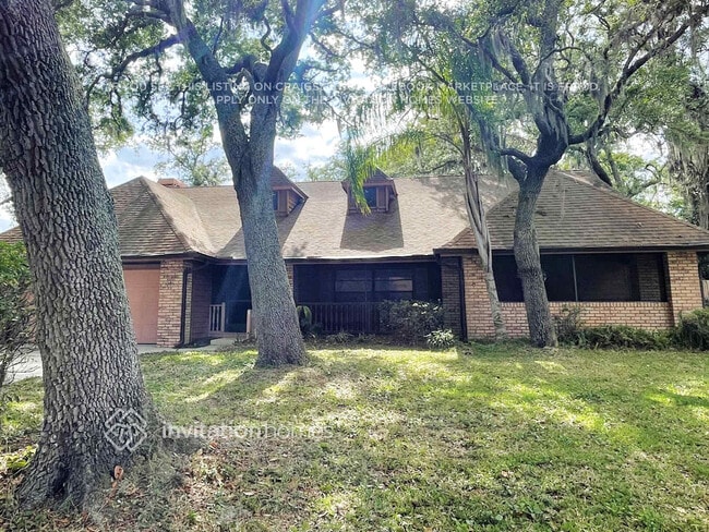 property at 3903 Applegate Cir
