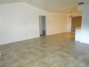 2637 SW 27th St in Cape Coral, FL - Building Photo - Building Photo
