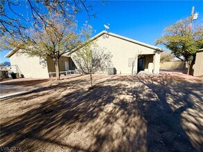 1721 S Blagg Rd in Pahrump, NV - Building Photo - Building Photo