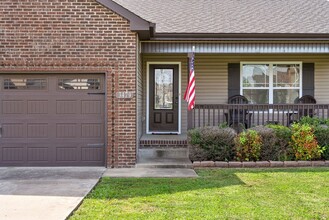 3479 Bradfield Dr in Clarksville, TN - Building Photo - Building Photo