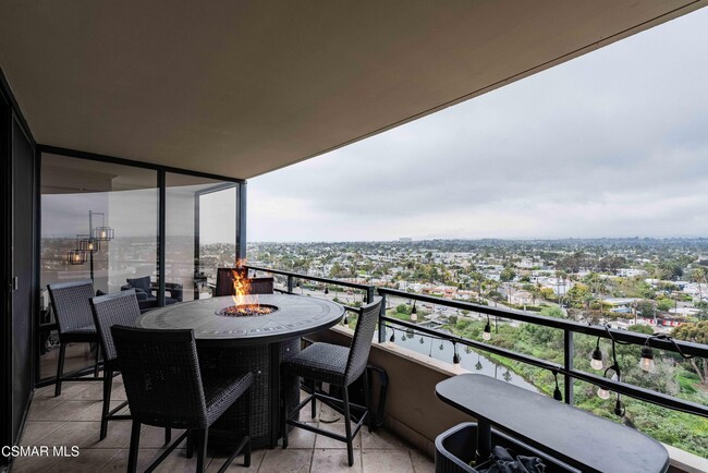 property at 4316 Marina City Dr