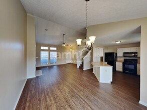 6429 Ewen Cir in Grove City, OH - Building Photo - Building Photo