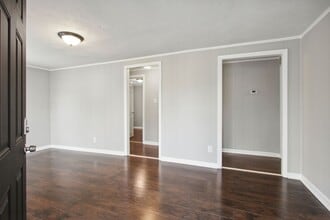 1001 Treat Ave in Savannah, GA - Building Photo - Building Photo