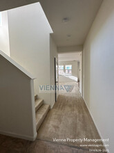 5355 Admiral Bend Way in Sacramento, CA - Building Photo - Building Photo