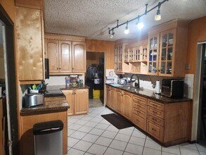 6717 NW 59th St in Tamarac, FL - Building Photo - Building Photo