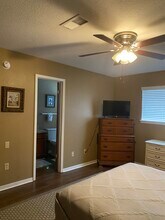 1119 Nichols Ave in Bay City, TX - Foto de edificio - Building Photo