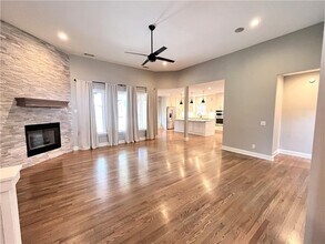 4416 W Arlington Dr in Rogers, AR - Building Photo - Building Photo