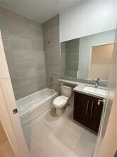 15400 NE 7th Ave in Miami, FL - Building Photo - Building Photo