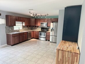 1455 Bearsden Dr in Avon, IN - Building Photo - Building Photo