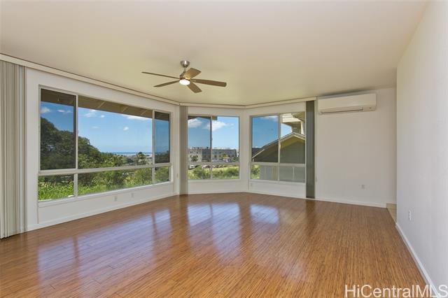 property at 1329 Moanalualani Way