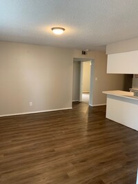 Meadow Lake Apartments photo'