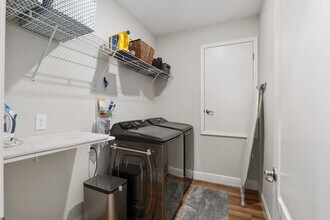 24608 NW 7th Ln in Newberry, FL - Building Photo - Building Photo